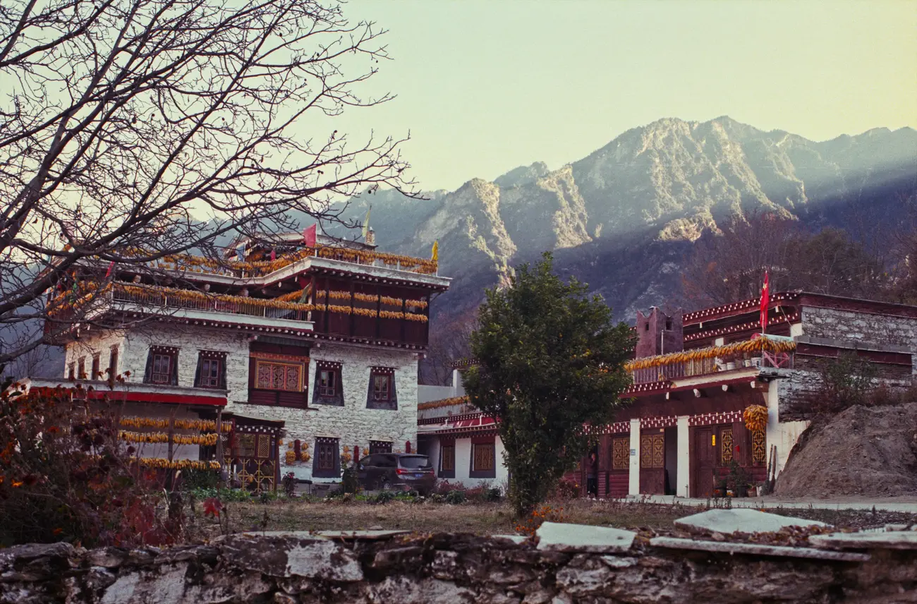 A guesthouse in Zhonglu village.